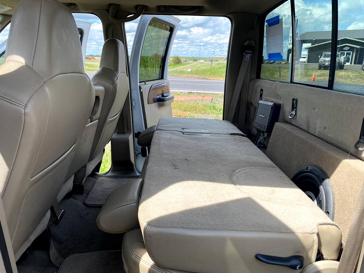 Used 2006 Ford F350 Crew Cab-Xlt Lariat