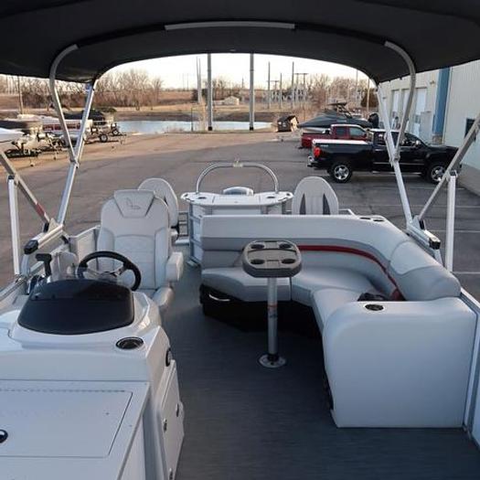 Used 2024 Lowe SF214