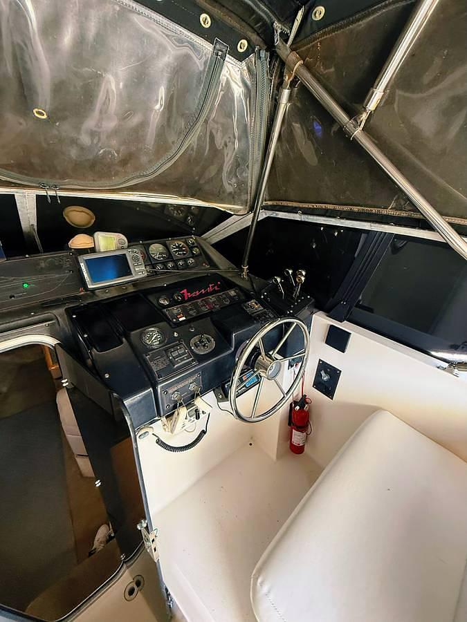 Used 1991 Bayliner Avanti 3555