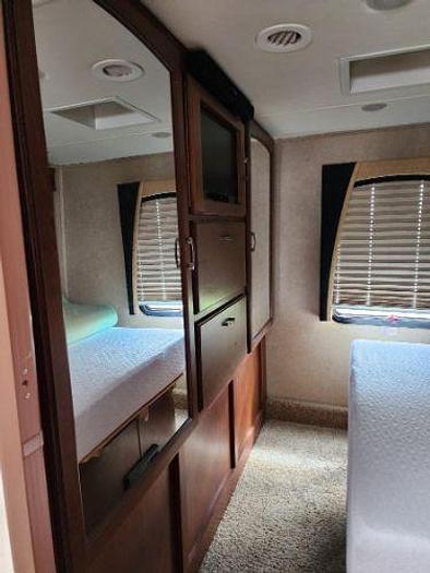 Used 2015 Jayco Melbourne 29D