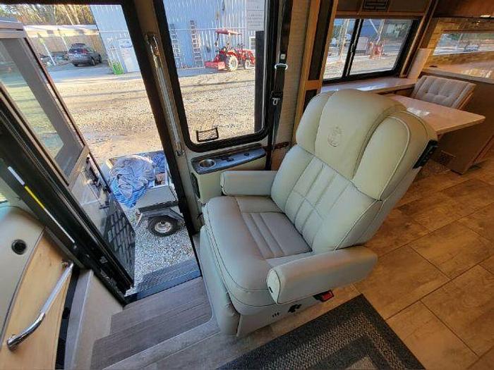 Used 2020 Tiffin Allegro Red 37PA