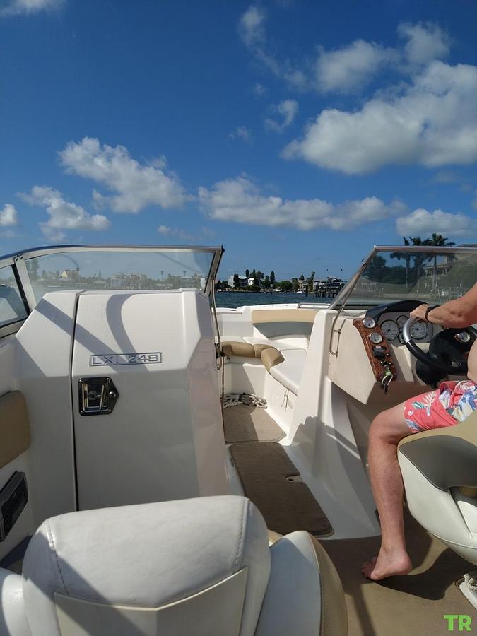 Used 2004 Larson LXI 248 Bowrider Boat