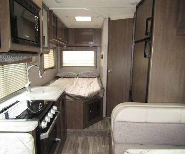 Used 2020 Thor Freedom Elite 23H