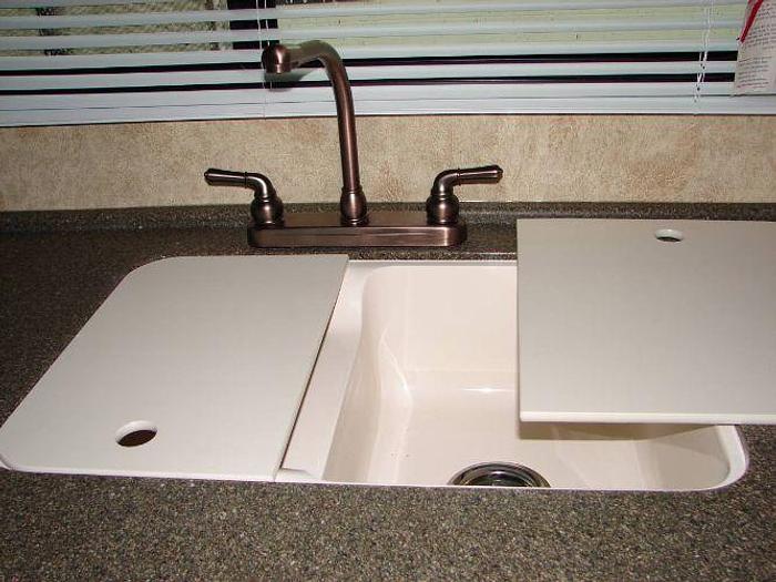 Used 2011 Keystone Montana Mountaineer 295RKD