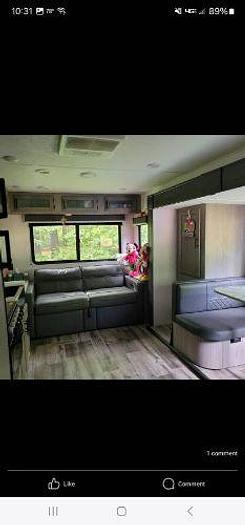 Used 2022 Coleman Lite 2515RL