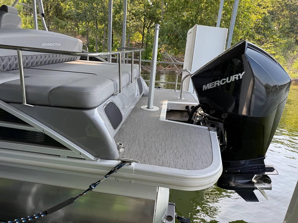Used 2023 Bennington Tritoon Pontoon Boat