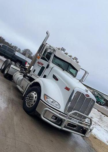 Used 2011 Peterbilt 386