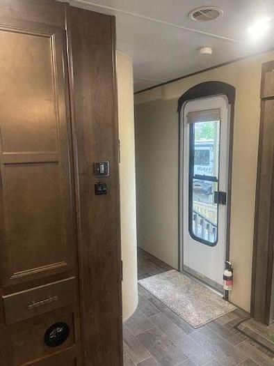 Used 2017 Highland Ridge Open Range Roamer RT323RLS