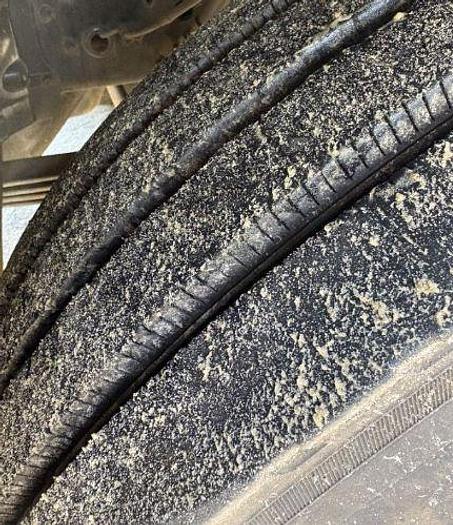 Used 2010 Mitsubishi Fuso FK260