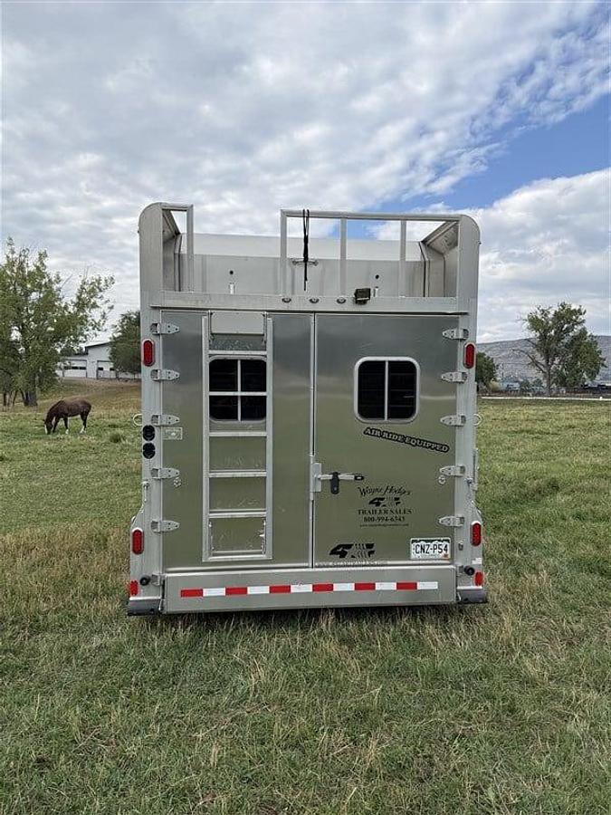 Used 2021 4 Star 5 Horse