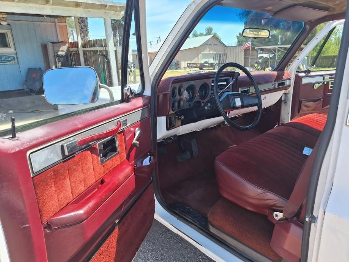 Used 1986 Chevrolet Silverado C20 Box