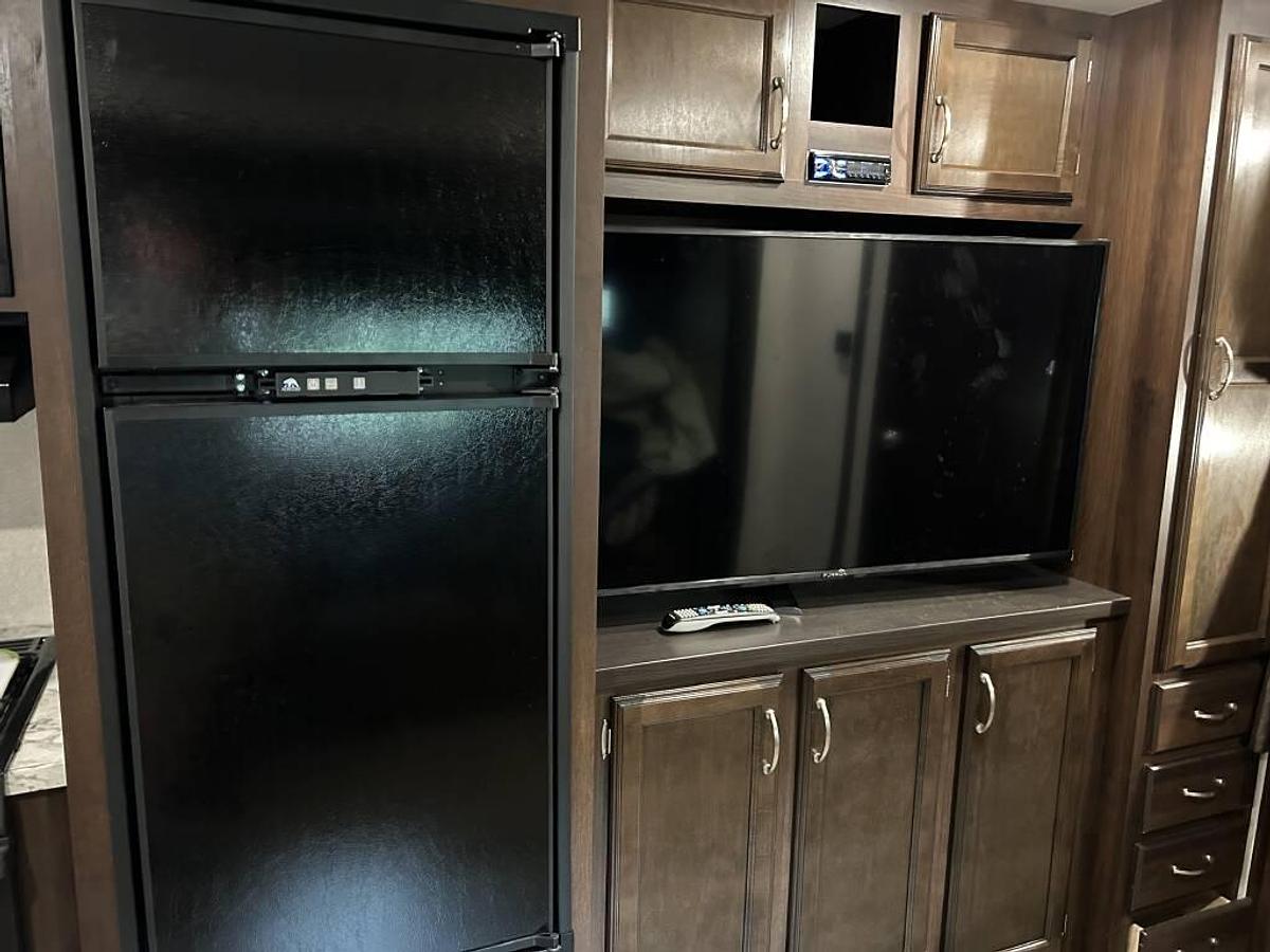 Used 2018 Jayco Jay Flight 28BHS Travel Trailer