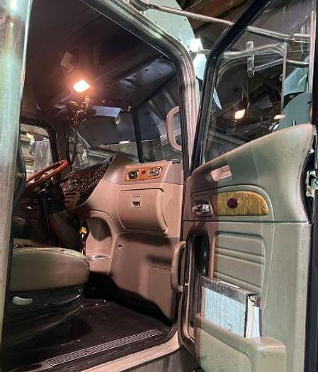 Used 2007 Peterbilt 379