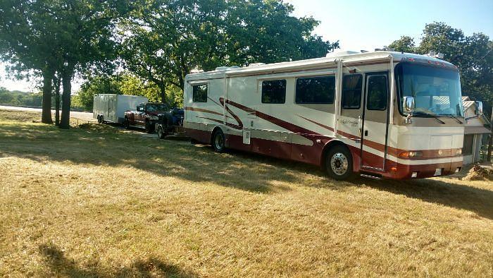 Used 2000 Monaco Dynasty 38P