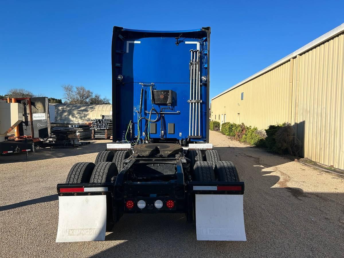 Used 2020 Kenworth T680 Sleeper Semi Truck