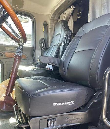 Used 2007 Peterbilt 379 and 2007 Cottrell 7510 Strap Trailer