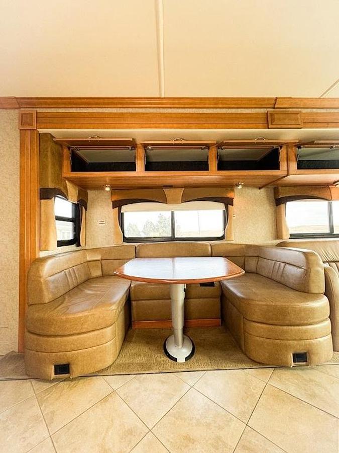 Used 2010 Fleetwood Discovery 40X