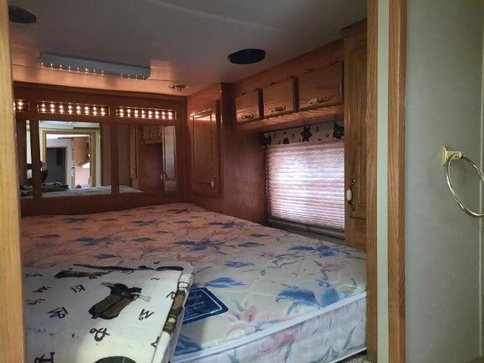 Used 1997 Freightliner FL50 3126 Cat Engine & 1998 4 horse hart QL trailer