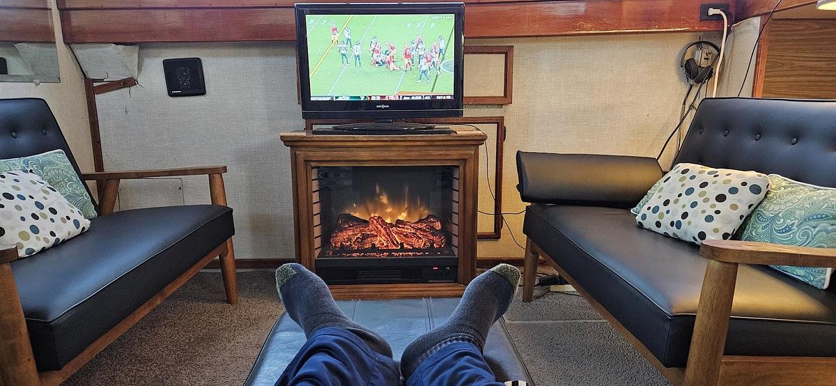 Used 1975 Viking Yacht