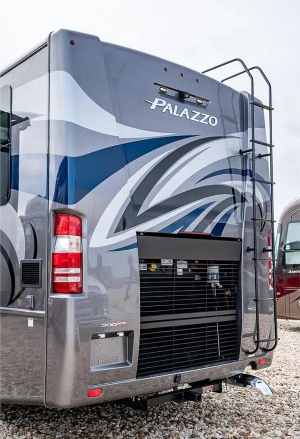 Used 2020 Thor Motor Coach Palazzo 33.5