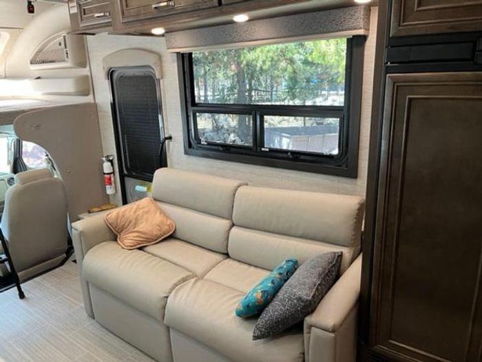 Used 2022 Entegra Esteem 27U