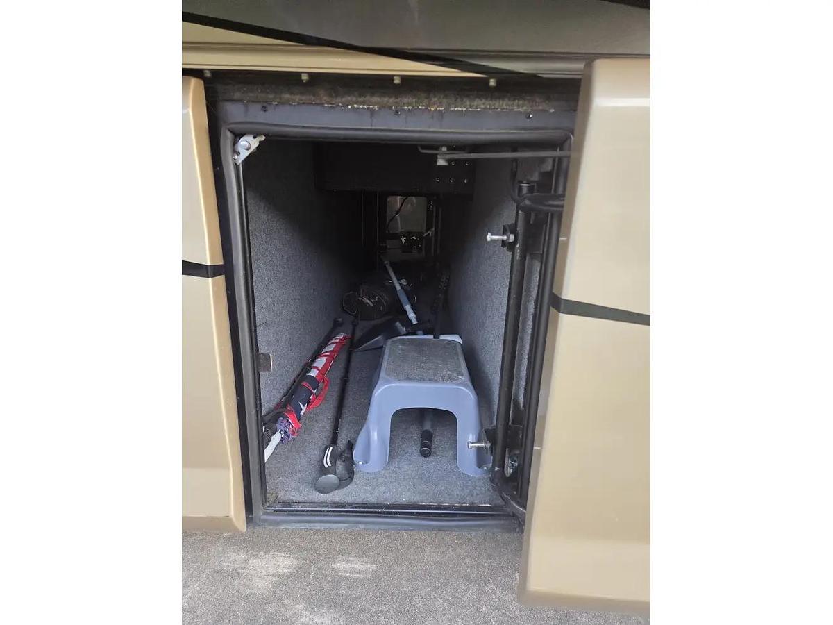 Used 2008 Foretravel Nimbus 342 Stonebriar
