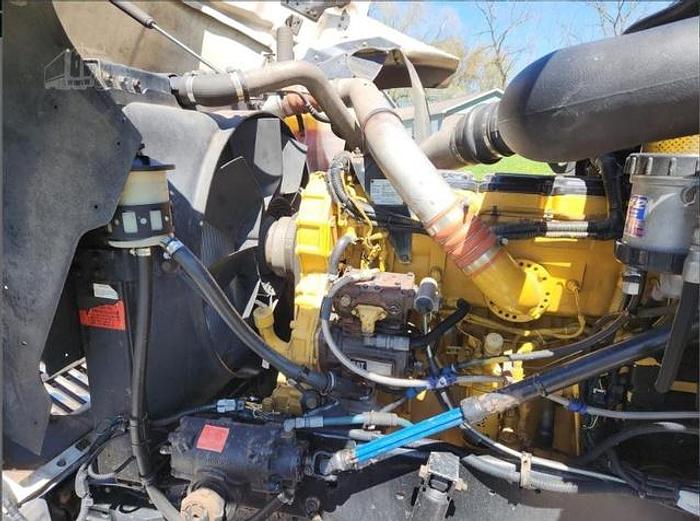 Used 2003 International 9900I