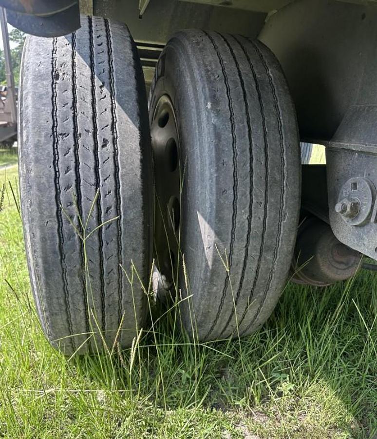 Used 2018 Western Star 5700XE & 2023 FONTAINE DROP DECK