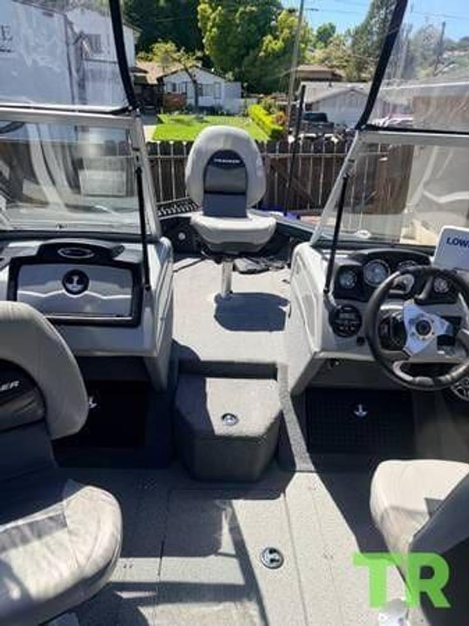 Used 2019 Tracker Targa Deep V Sport & Fish