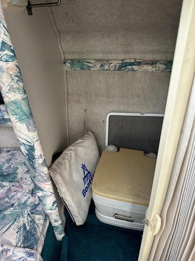 Used 1997 Sea Ray 215 Express Cruiser