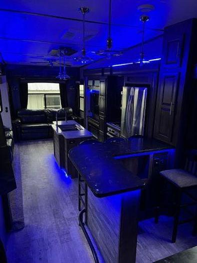 Used 2019 Crossroads Cameo 3921RB