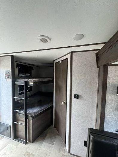 Used 2021 Dutchmen Coleman 245BHH