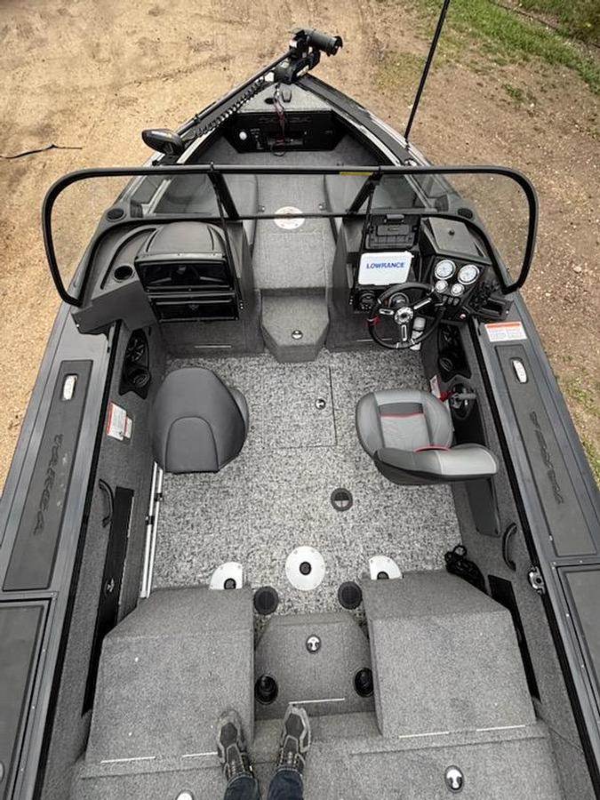 Used 2024 Tracker Targa V18 Combo 200 ProXS Mercury MinnKota Trolling Motor