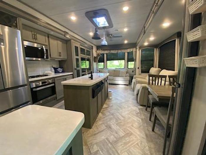 Used 2021 Keystone Residence 401LOFT