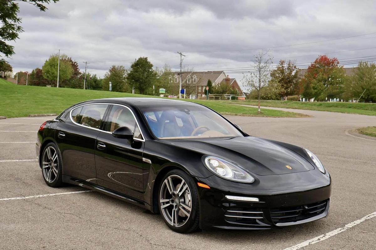 Used 2014 Porsche Panamera 4s Executive