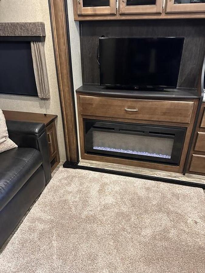 Used 2020 Grand Design Reflection 367BHS
