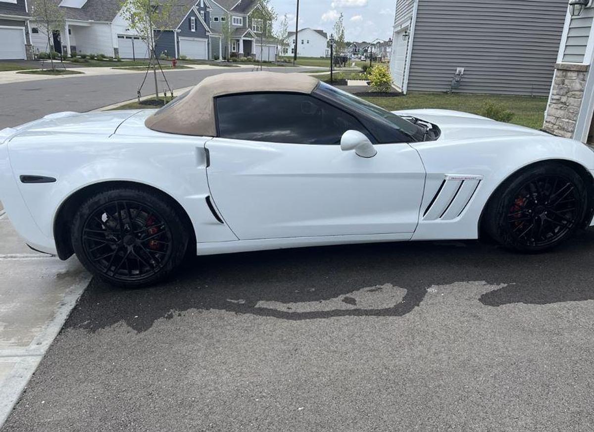 Used 2011 Chevrolet Corvette Z16 Grand Sport w/3LT Convertible