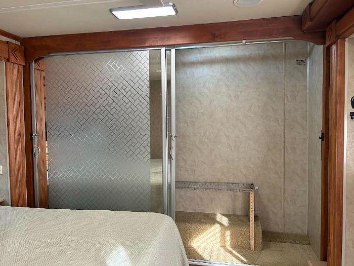 Used 2008 Monaco KNIGHT 40SKQ