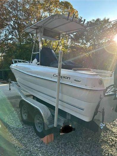 Used 2003 Campion Explorer 602 Center Console