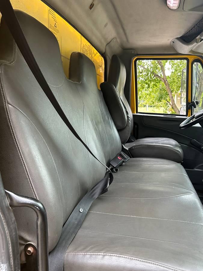 Used 2016 International 4300 – 26' Box Truck – 3,300 LB Liftgate – Allison Automatic – Air Ride