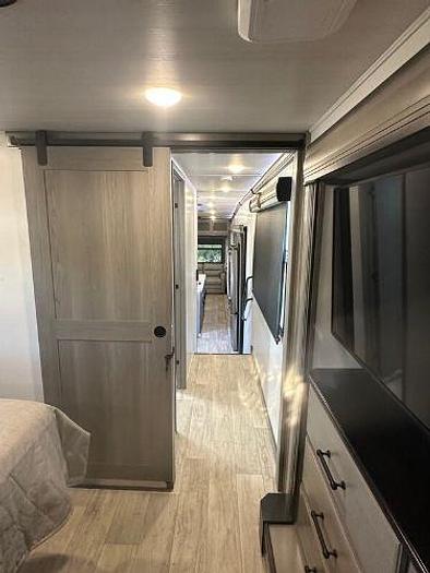 Used 2022 Keystone Montana 3781RL