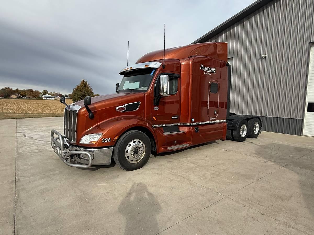 Used 2021 Peterbilt 579