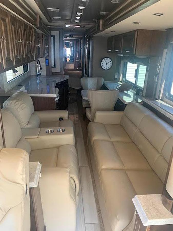 Used 2019 Tiffin Motorhomes Phaeton 40QBH Class A Motorhome