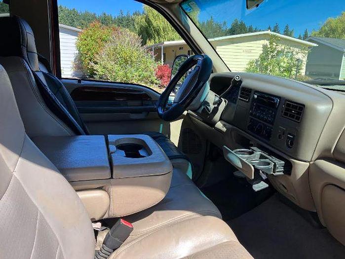 Used 2001 Ford Super Duty F-350 DRW Lariat