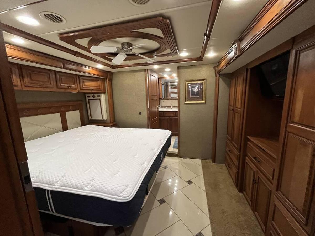 Used 2013 Winnebago Tour 42QD Class A Motorhome