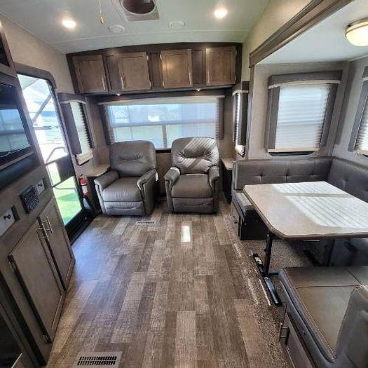 Used 2019 Forest River Rockwood Ultra Lite 2441WS