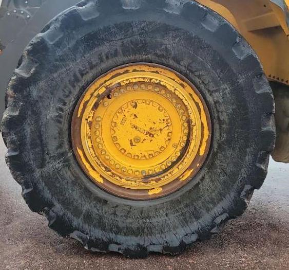 Used 2014 Volvo L350F