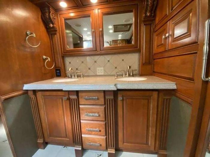 Used 2013 Tiffin Allegro Bus 43QGP