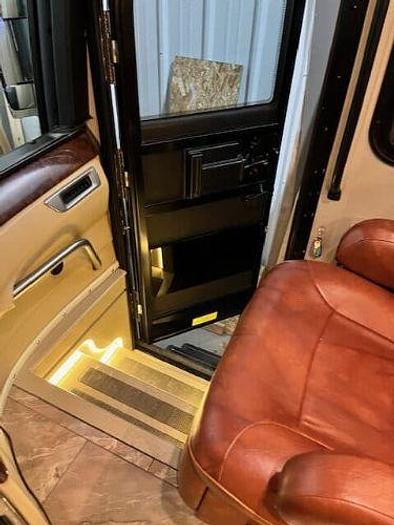 Used 2015 American Coach American Revolution 42T