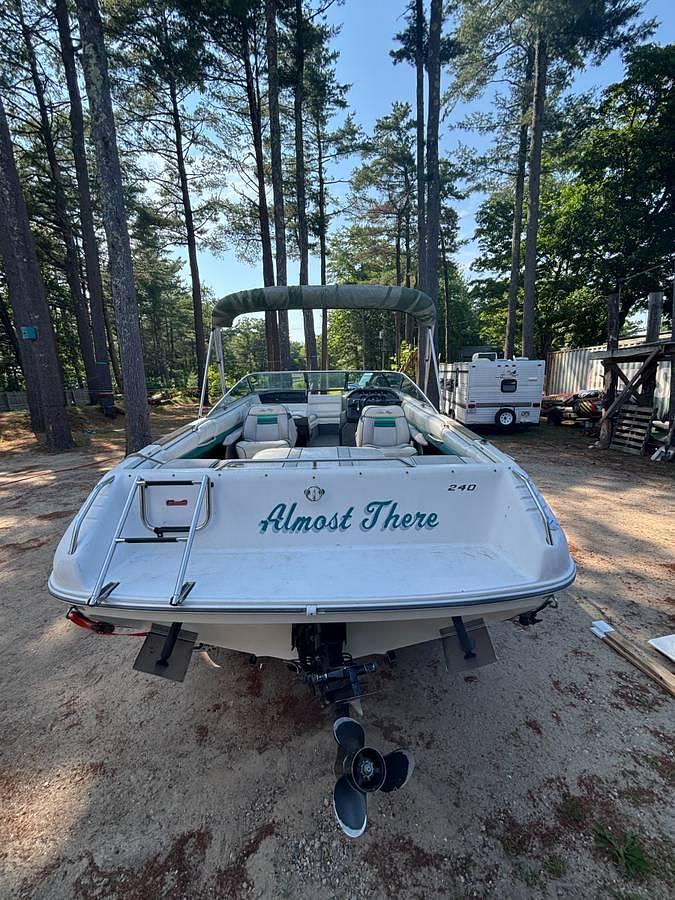Used 1993 Sea Ray 240 Deck Boat